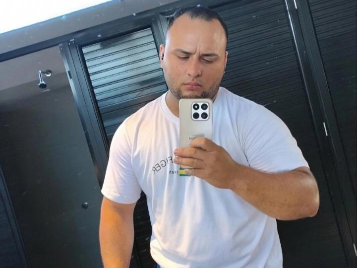 carlossua
