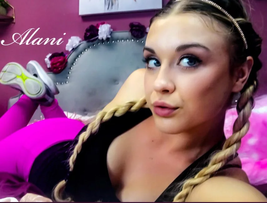 MistressAlani's Live Sex Cam Show