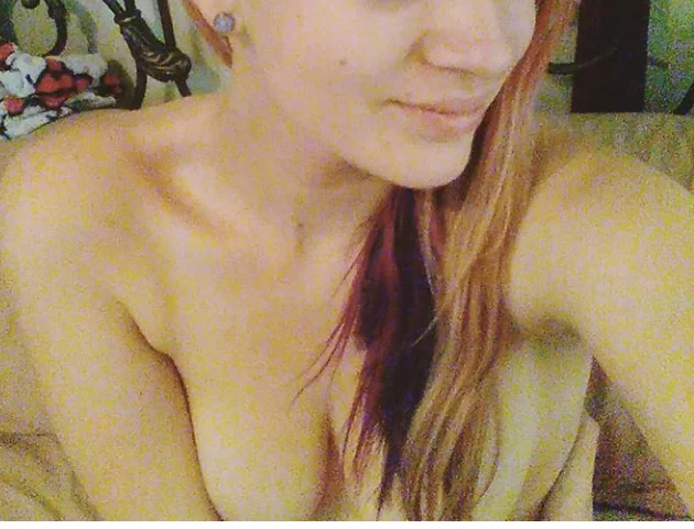 partybitch's Live Sex Cam Show