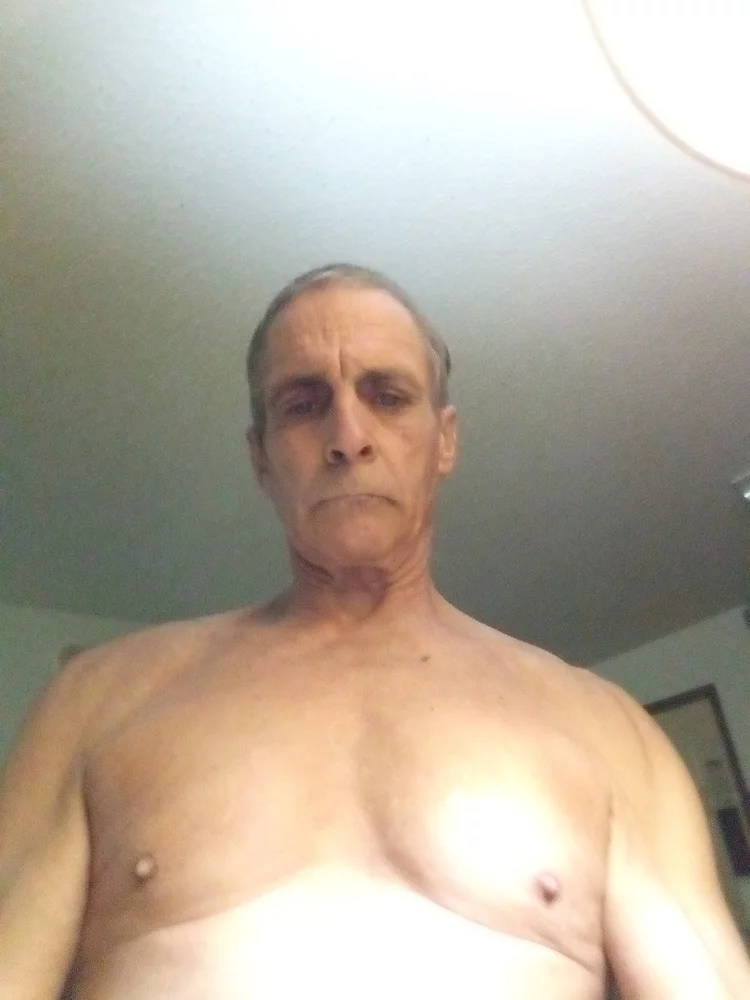 Sausy1's Live Sex Cam Show