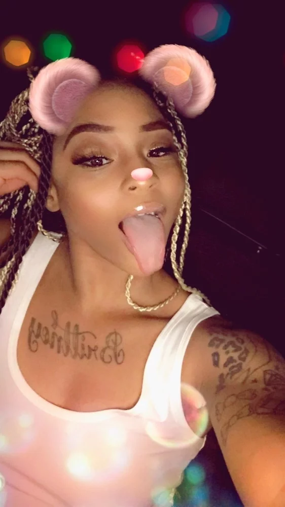 aminakashae's Live Sex Cam Show