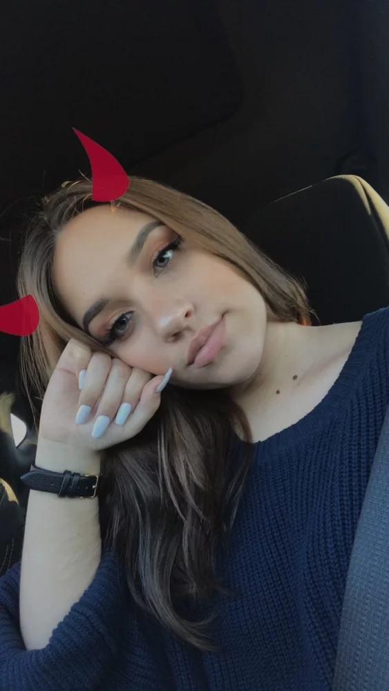 sugarbabyt's Live Sex Cam Show