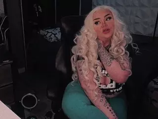Sheyla Goddess's Live Sex Cam Show