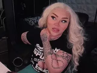 Sheyla Goddess's Live Sex Cam Show