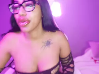 Katt Leya's Live Sex Cam Show