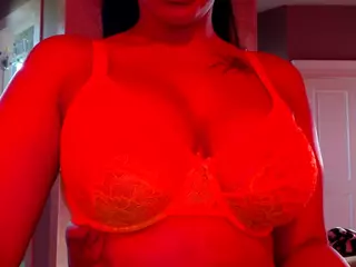 Katt Leya's Live Sex Cam Show