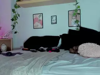 shantal's Live Sex Cam Show