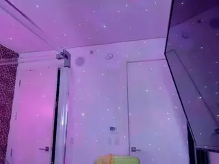 Strella Kat's Live Sex Cam Show