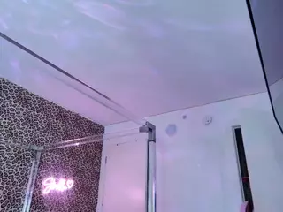 Strella Kat's Live Sex Cam Show