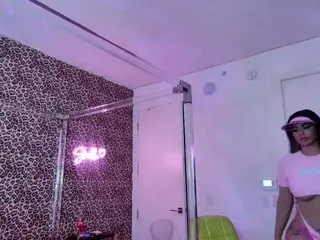 Strella Kat's Live Sex Cam Show