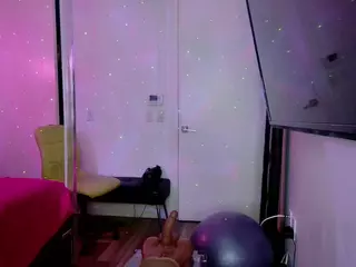 Strella Kat's Live Sex Cam Show