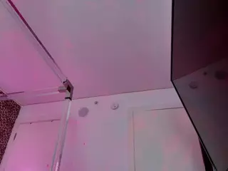 Strella Kat's Live Sex Cam Show