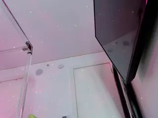 Strella Kat's Live Sex Cam Show