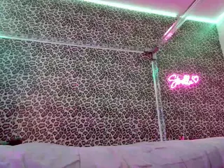Strella Kat's Live Sex Cam Show