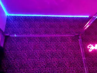 Strella Kat's Live Sex Cam Show