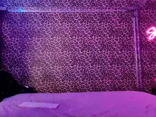 Strella Kat's Live Sex Cam Show
