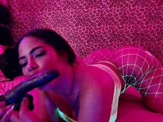 Strella Kat's Live Sex Cam Show