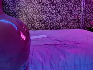 Strella Kat's Live Sex Cam Show