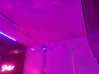 Strella Kat's Live Sex Cam Show