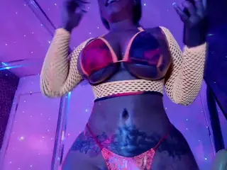 Strella Kat's Live Sex Cam Show