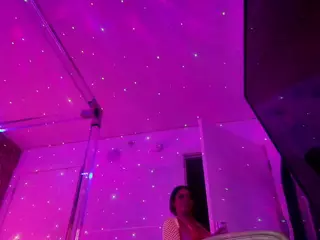 Strella Kat's Live Sex Cam Show