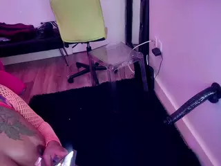 Strella Kat's Live Sex Cam Show
