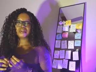 FunsizeGILF's Live Sex Cam Show