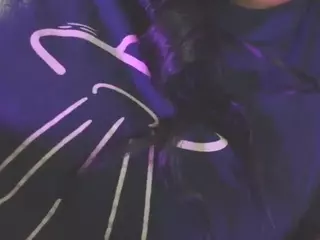 CrazySexyCool's Live Sex Cam Show
