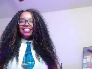 SpoiledTemptress's Live Sex Cam Show