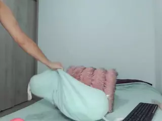 bluediamond18's Live Sex Cam Show