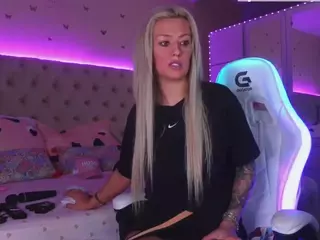Alicia's Live Sex Cam Show