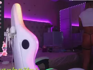 Alicia's Live Sex Cam Show