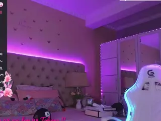 Alicia's Live Sex Cam Show