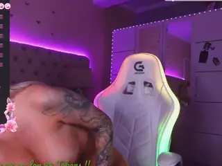 Alicia's Live Sex Cam Show