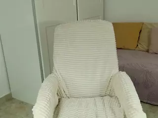 lovely-adelle-11's Live Sex Cam Show