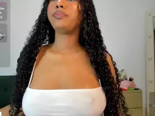naomixjones's Live Sex Cam Show