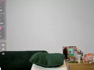 naomixjones's Live Sex Cam Show