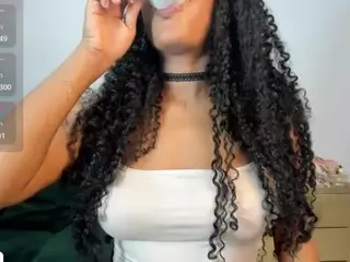 naomixjones's Live Sex Cam Show