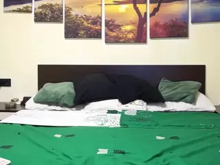 adellineee's Live Sex Cam Show