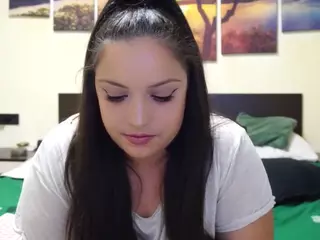 adellineee's Live Sex Cam Show