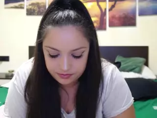 adellineee's Live Sex Cam Show