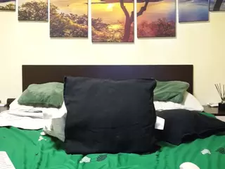 adellineee's Live Sex Cam Show