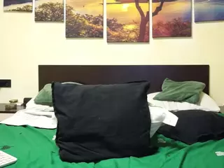 adellineee's Live Sex Cam Show