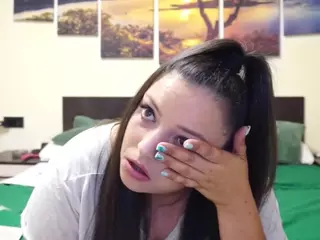 adellineee's Live Sex Cam Show