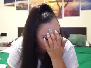 adellineee's Live Sex Cam Show