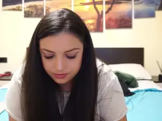 adellineee's Live Sex Cam Show