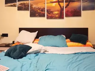adellineee's Live Sex Cam Show