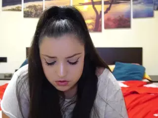 adellineee's Live Sex Cam Show