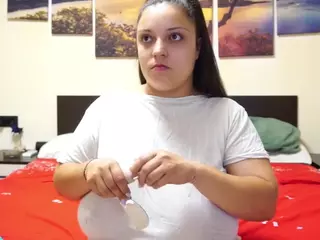 adellineee's Live Sex Cam Show
