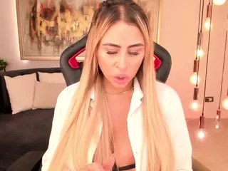 kyliecooper's Live Sex Cam Show